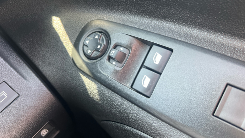 Citroen Berlingo 100kW Plus XL 52kWh 5dr Auto [7 Seat] Electric Estate